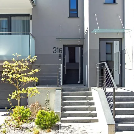 Szyndzielnia Z Rowerownia I Narciarnia *